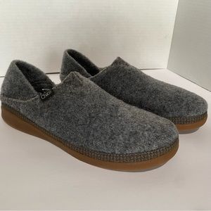 Chaco Revel shoes, size 10 in women’s, grey